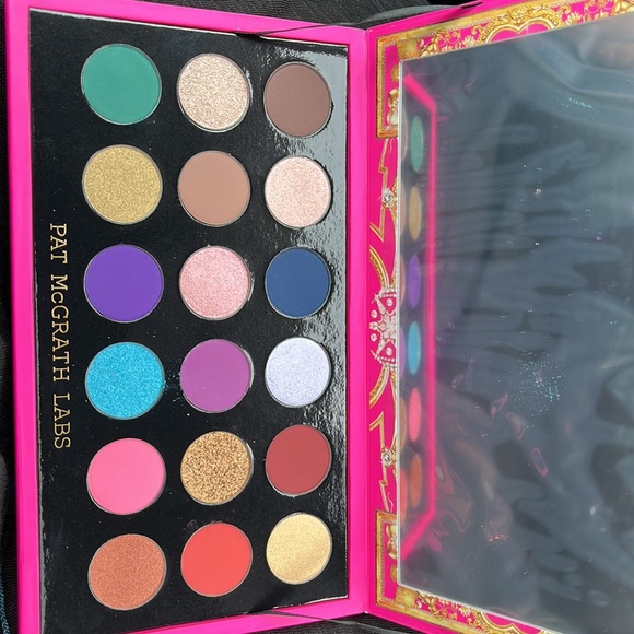 Final price for reduced shipping PAT McGRATH LABS Pallette - Picture 3 of 4
